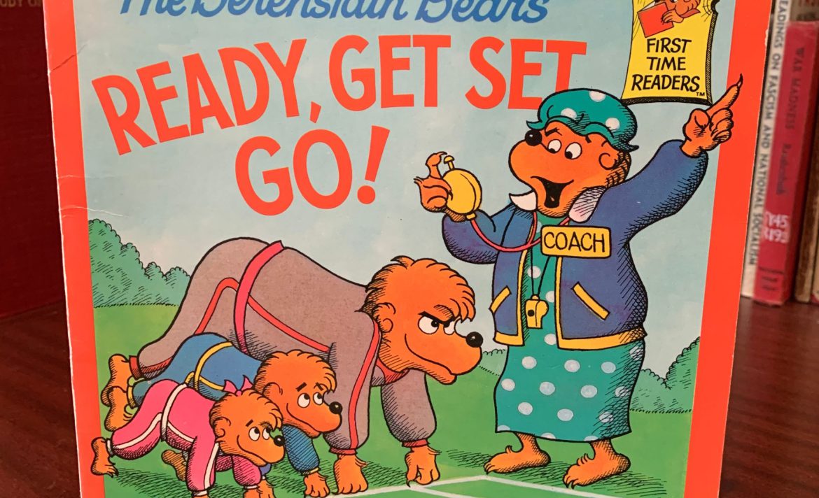 Why do so many people think the Fruit of the Loom logo had a cornucopia?